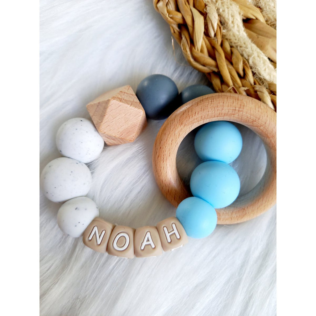 Bijtring met naam Noah