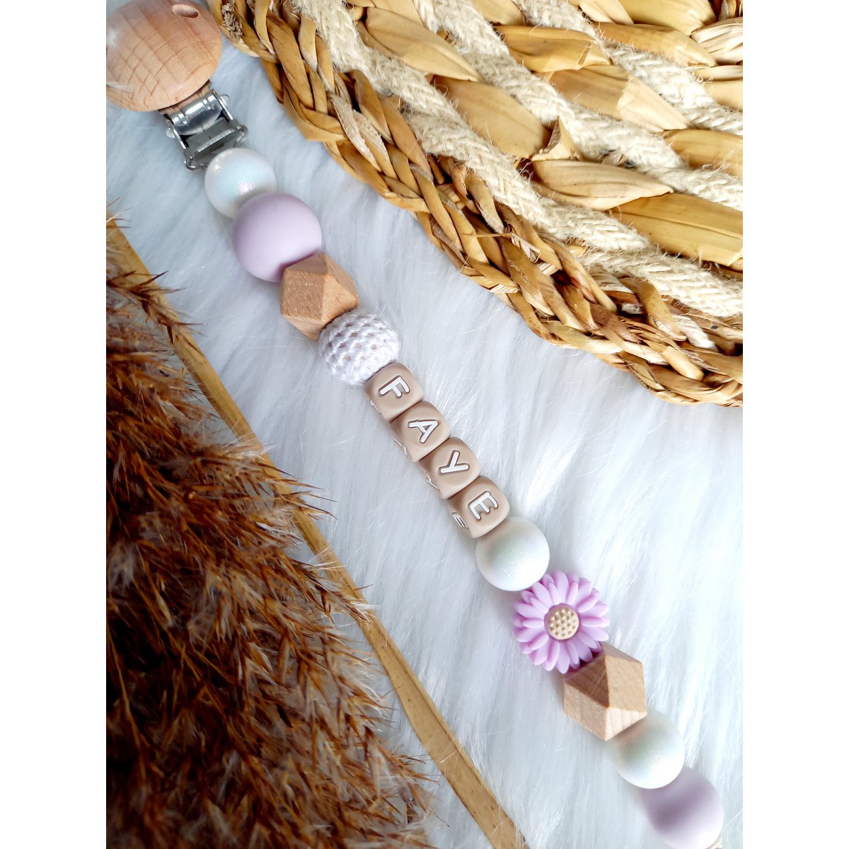 Speenkoord met naam Daisy lila
