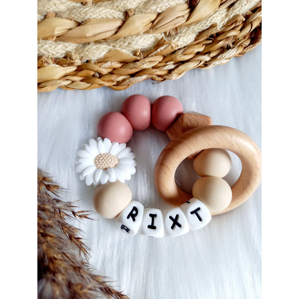 Bijtring met naam Daisy powderblush