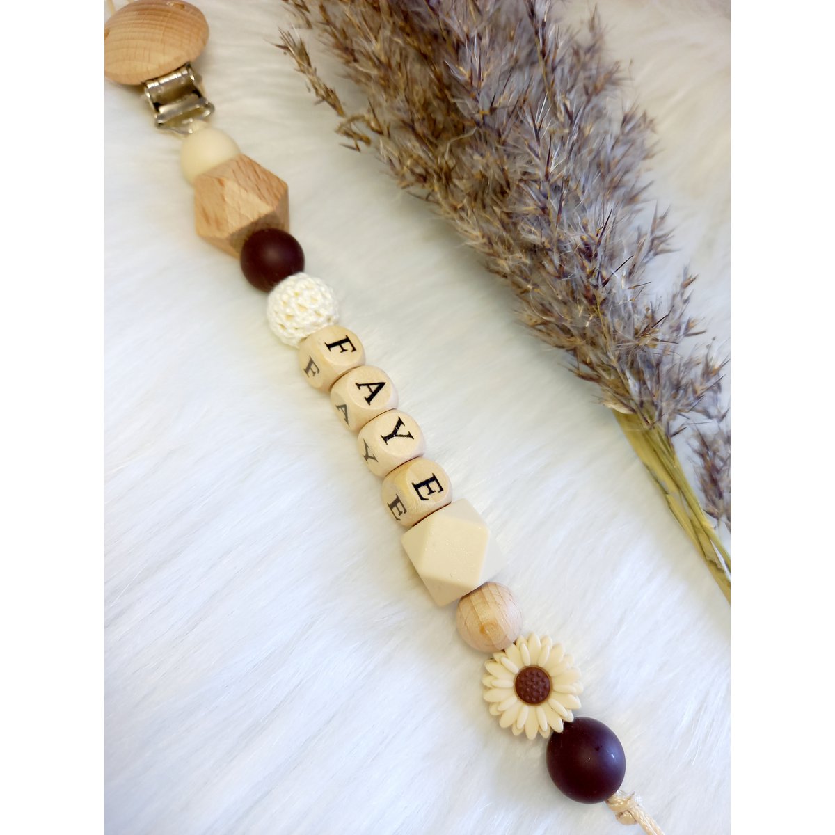 Speenkoord met naam Faye