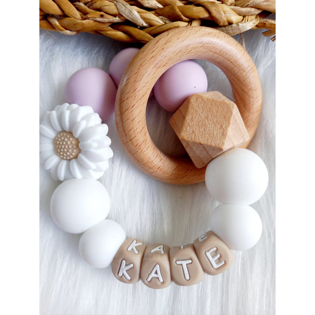 Bijtring met naam Daisy Lila